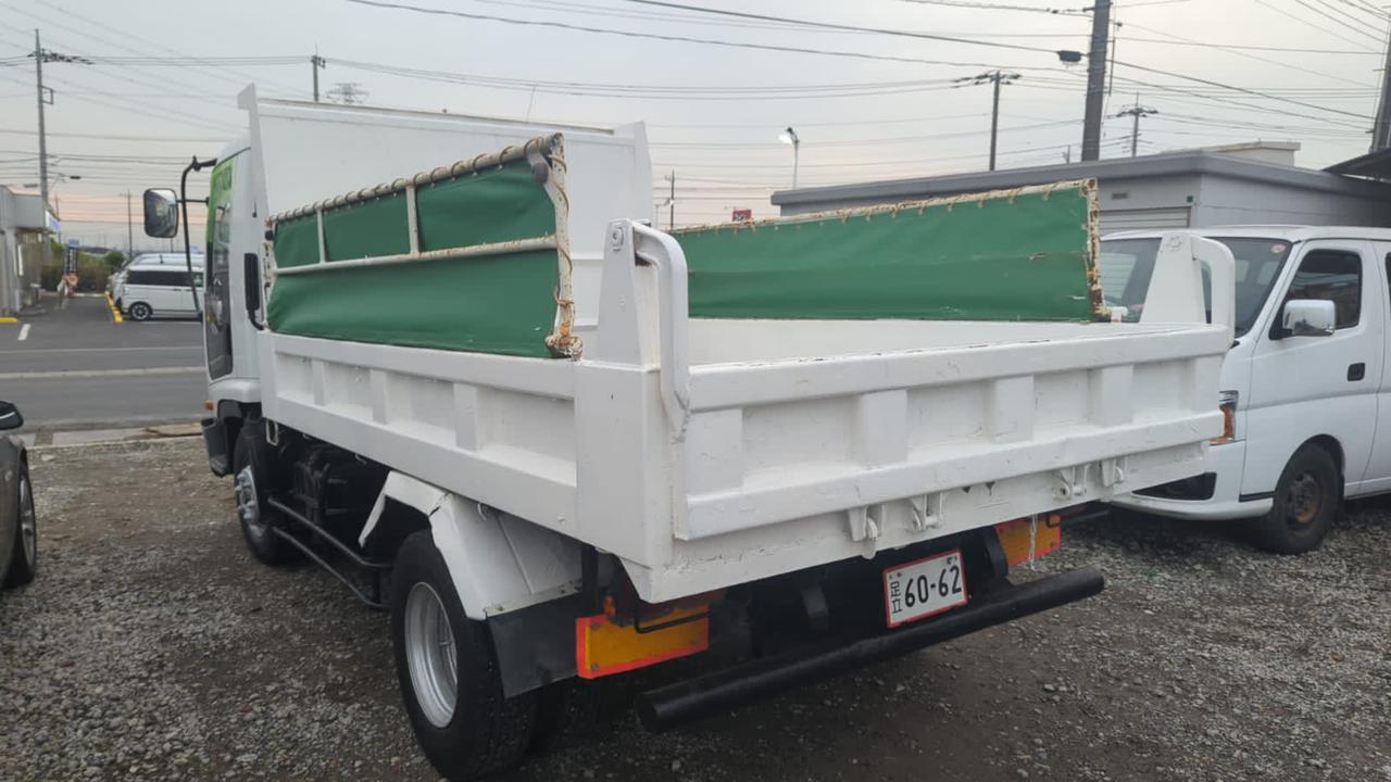 2004 ISUZU FORWARD Dump